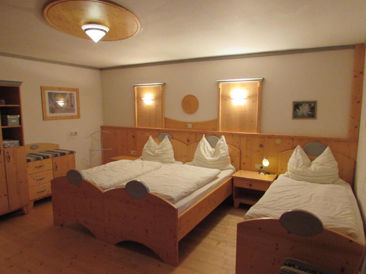 Bed and Breakfast Arkadenhof Fam. Schneider Eichenbrunn Exterior foto