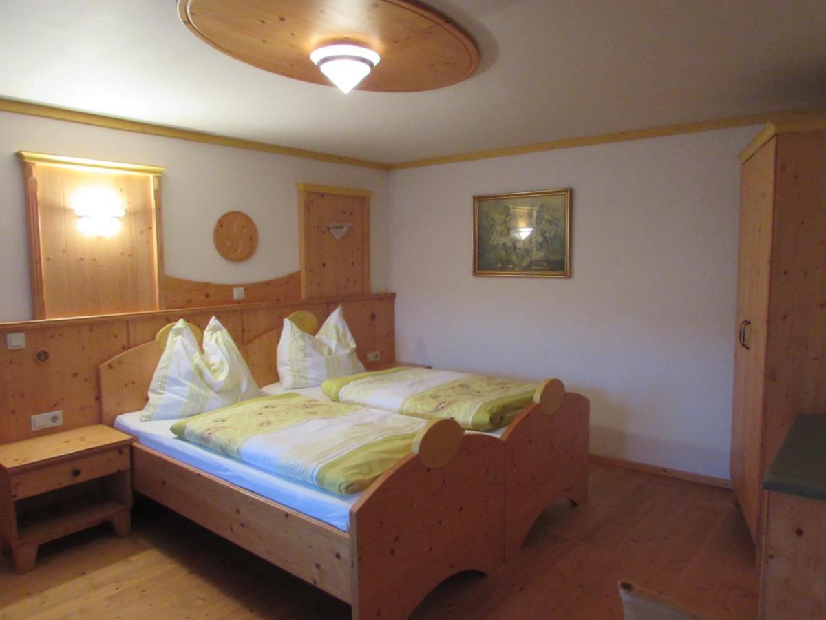 Bed and Breakfast Arkadenhof Fam. Schneider Eichenbrunn Exterior foto